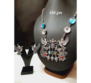 Ensemble de bijoux élégant en quartz sur mesure dernier collier et boucles d'oreilles en plaqué argent avec motif d'oiseau multicolore pour les mariages - Product Image 1