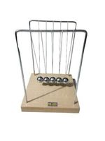 Berceau Newton de fabrication SS avec 5 boules et support solide noir ou en bois
