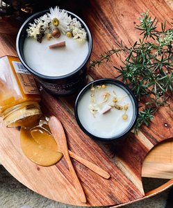 Velas de cáscara de coco con aromas orgánicos: una opción de regalo sostenible - Product Image 3