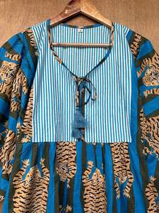 ชุดมินิเดรสผ้าฝ้ายพิมพ์ลายบล็อกสำหรับผู้หญิงชุดเดรสคอลึกพร้อมเชือกผูกโบฮีเมียนสำหรับงานแต่งงานสไตล์โบฮีเมียนโบฮีเมียนฮิปปี้โบฮีเมียนฤดูร้อน - Product Image 2