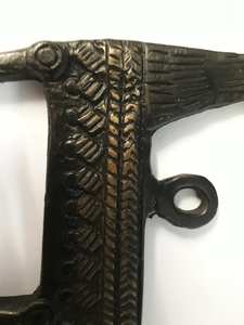 Crochets en métal poli faits à la main avec motif cerf - Imitation antique, article cadeau en provenance de l'Uttarakhand - Product Image 3