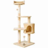 Arbre à chat personnalisé OEM/ODM écologique à 4 niveaux avec poteaux à gratter en sisal, design multi-perchoirs peu encombrant pour chats d'intérieur en carton