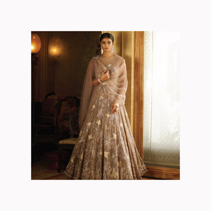 Lehanga choli ชุดงานแต่งงานและเทศกาลสำหรับผู้หญิง lehenga choli งานเย็บปักถักร้อยทำงานเจ้าสาว lehanga choli สำหรับส่งออกครึ่งหนึ่ง Saree lehenga - Product Image 4