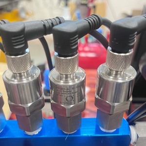 Sensor de presión digital inteligente personalizado de 0 ~ 30 bar con tiempo de respuesta de 1ms y precisión del 1,5 - Product Image 3