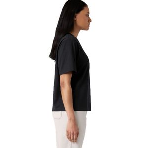 เสื้อยืดโอเวอร์ไซส์สีดำสำหรับผู้หญิง ผ้าฝ้าย 100% เนื้อหนา คอกลม ไม่มีลาย สกรีนโลโก้ตามสั่ง รับผลิตแบบ OEM - Product Image 5