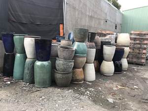 [Leo Nguyen Le] - Venta al por mayor de cerámica vietnamita esmaltada para exteriores, inventario a granel para macetas de cerámica - Product Image 5