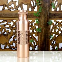 Botol air tembaga 1 liter logo kustom tersedia dalam gaya berbeda untuk air minum kerajinan mewah 1000ml