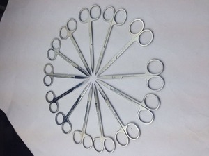 Tijeras de Manicura Profesionales de Alta Calidad al por Mayor, Tijeras de Belleza de Acero Inoxidable Curvadas con Resorte, Tijeras para Cutículas - Product Image 5