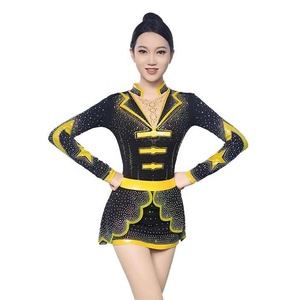 Uniforme Cheer de diseño personalizado con tela de rendimiento transpirable y ajuste Atlético Ideal para porristas competitivas - Product Image 6