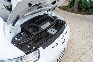รถปอร์เช่ 911 GT3 ปี 2015 มือสอง สภาพดี วิ่ง 24 พันไมล์ พร้อมชุดแต่ง PCCBs Sport Chrono Package รับประกัน CPO - Product Image 6