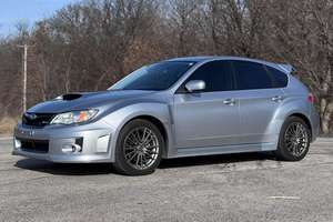 Subaru Impreza WRX Hatchback 2014 Usado en Buen Estado, Sin Accidentes, Volante a la Izquierda/Derecha - Product Image 2