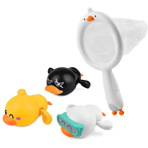 2022 New Hot Sale Summer Baby Bathtub Floating Wind-up Ducks Cute Swimming Pool Games Water Play Set Bath Toys for Kids