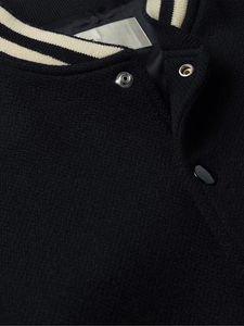 Chaqueta de béisbol universitaria personalizada para hombre, cuello alto en la parte delantera, mangas bordadas negras, estilo informal, temporada de primavera, transpirable rápido - Product Image 6