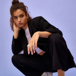 Pantalon de survêtement femme personnalisé nouveau pantalon de survêtement décontracté à taille élastique avec décoration en dentelle avant plat Style OEM - Product Image 4