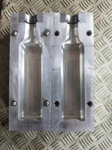 PET Blow Moulds for Efficient Bottle Shaping in Automatic and Semi Automatic Stretch Blow <b>Molding</b> <b>Machines</b> Available for Sale - Product Image 4