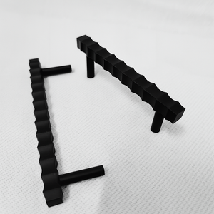 Tiradores de gabinete de estilo dorado y negro mate con cuentas Tiradores de puerta de barra de perilla de cajón moderno Hardware de muebles únicos de Metal sólido - Product Image 6