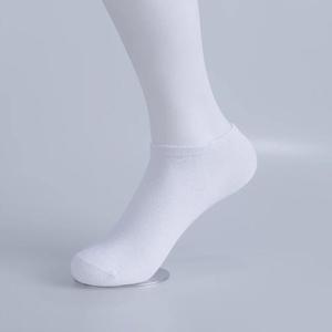 Premium Quality Customized <b>Men's</b> Cotton <b>Ankle</b> <b>Socks</b> Business & Sports Anti-Slip & Anti-Bacterial ODM Wholesale - Product Image 2