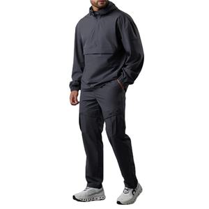 Chándal cortavientos de media cremallera personalizado para hombre, transpirable, ligero, tejido de nailon con capucha y características a prueba de viento, conjunto liso 2026 - Product Image 1