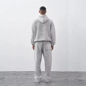 Ensemble de survêtement pour homme délavé soleil et délavé à l'acide, avec broderie, comprenant un sweat à capuche avec logo DTG et un pantalon de jogging évasé - Product Image 4