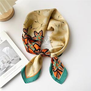 Nuevo Hiyab Cuadrado Musulmán de Seda Voile Suave Premium Personalizado al por Mayor, Estampado Floral, Étnico, Primaveral, Agradable al Tacto - Product Image 5