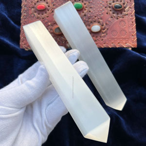 Tour de sélénite polie écologique en gros Art populaire Big Love Healing Crystal Wand for Feng Shui Energy Cleansing Spiritual - Product Image 3