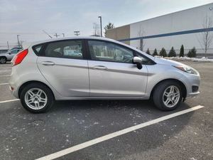FORD FIESTA 2018 USADO EN EXCELENTES CONDICIONES, 6 VELOCIDADES, SE HATCHBACK, EXTERIOR PLATEADO, MOTOR 1.6L DE 120 HP, TRACCIÓN DELANTERA DE 14 PULGADAS, SISTEMA DE TRANSMISIÓN DE ALTO RENDIMIENTO - Product Image 4