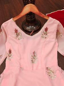 Ropa de manga larga y Maxi Kurtis india y pakistaní para diferentes tipos de cuerpo hecha a mano Kurti Desi - Product Image 5