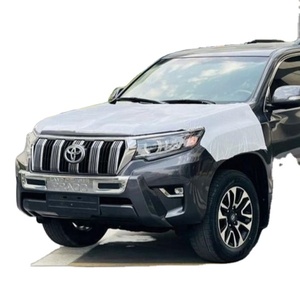 LANDCRUISER PRADO Berline 4.5L, Boîte Automatique, Sièges en Cuir, Toit Ouvrant Panoramique, 1-25000 Miles, Années 2022-2023 - Product Image 1