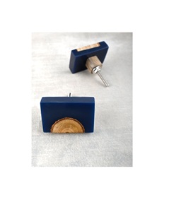Boutons de meuble en bois et résine faits à la main Craft Valley, modernes, pour tiroirs de cuisine, quincaillerie décorative, uniques, durables, pour la maison - Product Image 1