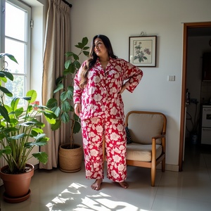 Conjunto de pantalones cortos de viscosa suave y sedosa para mujer, camisa de manga larga, pijama con estampado de flores, traje para el hogar, cierre de cintura elástica para el verano - Product Image 3