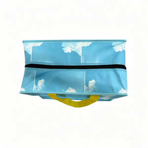 Bolsa Térmica Aislante, Resistente al Agua, Ecológica, Duradera, con Diseño Clásico de Puntos - Product Image 5