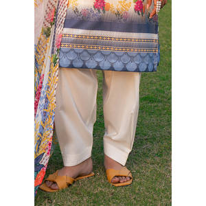 Traje de 3 Piezas para Mujer con Estampado Floral y Dupatta de Chifón SD-52164 - Product Image 2