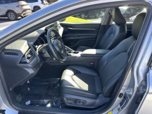 Toyota Camry SE 2024 Usado en Buen Estado - Product Image 4