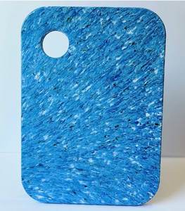 Tabla de cortar y de servir de plástico reciclado - Product Image 2