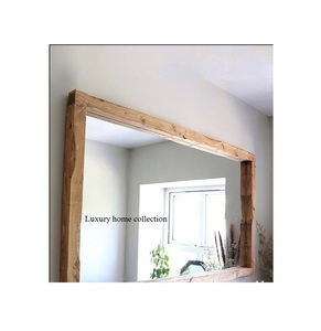 Cadre de miroir en bois au design ethnique unique avec de belles bordures sculptées pour un style mural traditionnel - Product Image 1