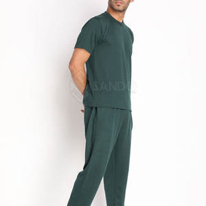 Survêtement d'été à logo personnalisé pour hommes, vêtements écologiques de haute qualité à motif solide et de marque privée - Product Image 3