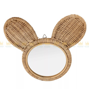Miroir suspendu moderne et écologique Miroir de maquillage décoratif mural en rotin haute définition Forme personnalisable au Vietnam - Product Image 1