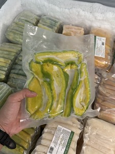 Avocat surgelé du Vietnam, texture lisse, idéal pour la cuisson, les trempettes, les tacos et les idées créatives de plats d'avocat surgelé - Product Image 3