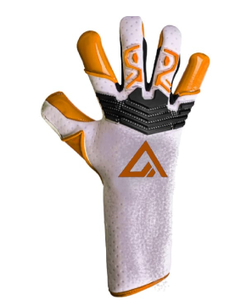 Gants de gardien de but pour jeunes personnalisés Coupe négative Design élégant avec ajustement sécurisé Matériel en latex allemand pour une utilisation en extérieur par Ako - Product Image 2