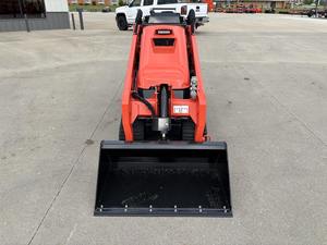 2025 Kubota รถตักขนาดเล็ก SCL1000ลื่นไถลรถตักขนาดเล็กแบบตั้งโต๊ะพร้อมเครื่องยนต์ดีเซล24.8แรงม้า - Product Image 2