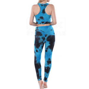 Ensemble de yoga pour femmes nouveau style à séchage rapide vêtements de sport respirant et grande taille motif solide fabriqué au Pakistan - Product Image 2