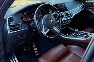 BMW X7 xDrive40i 2019 Usado, 1 Dueño, Motor Turbo de 6 Cilindros, Tracción en las Cuatro Ruedas, Interior Tartufo Altamente Equipado - Product Image 4