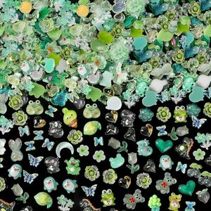 <span class=keywords><strong>Ying</strong></span> Meng 150 Pezzi Decorazioni per Unghie 3D a Forma di Animali, Fiori, Stelle, Cuori, Orsi, Farfalle, Fiocchi, Uva e Gemme in Resina (Verde) - Product Image 1