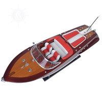 Modèle de bateau à moteur en bois RC Riva Aquarama Cedar Nautical, peint à la main, fabriqué au Vietnam, personnalisé pour la décoration de la maison (67Lx20Wx25H)