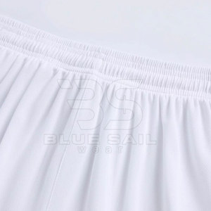 ชุดฟุตบอลสั่งทำพิเศษ คุณภาพสูง เสื้อฟุตบอลและกางเกงขาสั้นระบายอากาศดี ออกแบบโลโก้และขนาดได้ตามต้องการ - Product Image 6