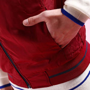 Chaleco Softshell con logotipo impreso personalizado a la moda más vendido al por mayor, chaleco Bomber cálido de invierno con diseño adecuado de fábrica para hombre - Product Image 6