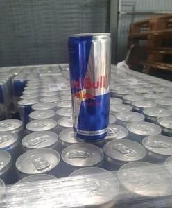 Red Bull Edición Invierno Bebida Energética Fría de Vainilla y Frutas Rojas, Paquete a Granel de Botellas con Ginseng, Cafeína, Taurina y Agua como Ingredientes Principales - Product Image 6