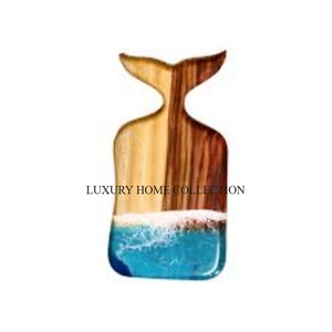 Planche à découper en bois de qualité supérieure conçue pour résister aux marques de couteau et aux rayures tout en conservant une belle apparence - Product Image 2