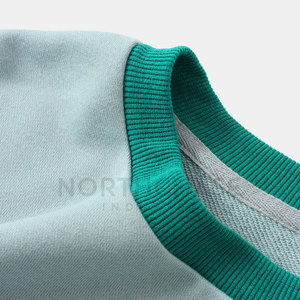 Sweat-shirts d'hiver légers pour hommes en polyester/coton polaire respirant, écologiques, décontractés avec poche, en stock - Product Image 5