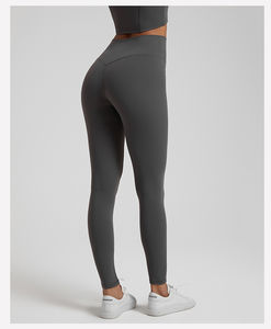 Mallas de Yoga para mujer de alta calidad, suaves, transpirables, ajustadas sin costuras para gimnasio, logotipo personalizado en la cintura, efecto de levantamiento de glúteos - Product Image 2